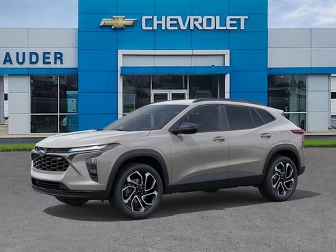 New 2026 Chevrolet Trax RS w/ Driver Confidence Package image 2