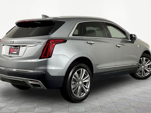 Used 2025 Cadillac XT5 Premium Luxury w/ Technology Package AWD/4WD image 6