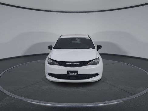New 2027 Chrysler Pacifica LX FWD image 5