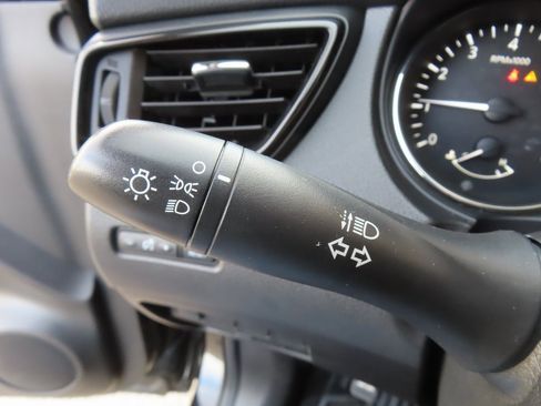 Used 2018 Nissan Rogue Sport S w/ S Appearance Package image 15