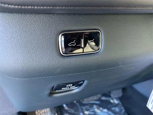 New 2025 Lincoln Navigator Reserve w/ Jet Appearance Package image 14