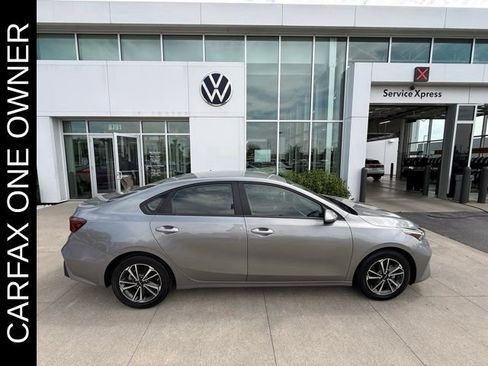Used 2024 Kia Forte LXS FWD image 5