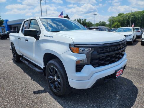 Certified 2023 Chevrolet Silverado 1500 Custom image 22