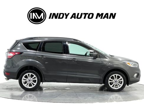Used 2018 Ford Escape SEL FWD image 3