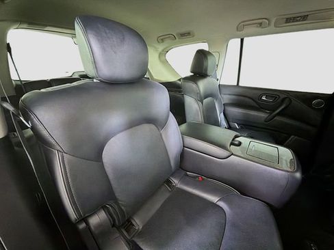 Used 2024 INFINITI QX80 Luxe image 29