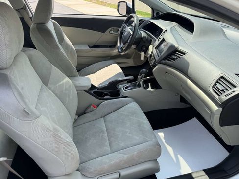 Used 2012 Honda Civic LX image 16