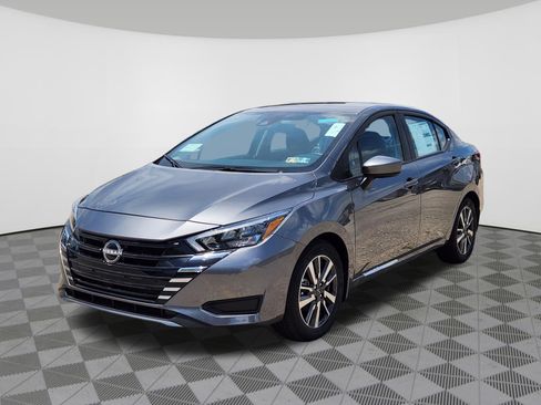 Used 2025 Nissan Versa SV w/ Trunk Package FWD image 2