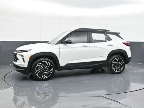New 2026 Chevrolet TrailBlazer RS w/ Convenience Package AWD/4WD image 5