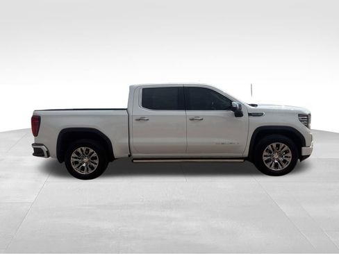 Used 2023 GMC Sierra 1500 Denali AWD/4WD image 7