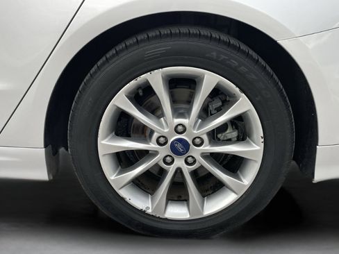 Used 2017 Ford Fusion S FWD image 32