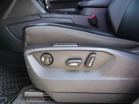 Used 2019 Volkswagen Atlas SEL image 23