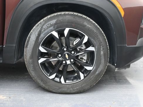 Used 2022 Chevrolet TrailBlazer LT w/ Convenience Package image 34