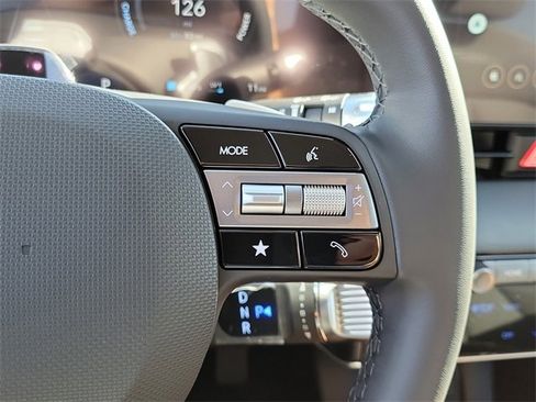 New 2026 Hyundai Ioniq 5 SE image 8