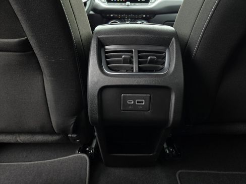 New 2026 Chevrolet Blazer LT image 10