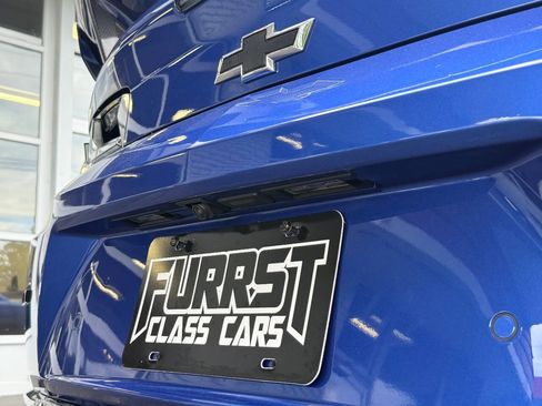 Used 2018 Chevrolet Camaro ZL1 RWD image 9