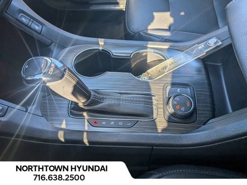 Used 2019 GMC Acadia SLT w/ Black Edition image 15