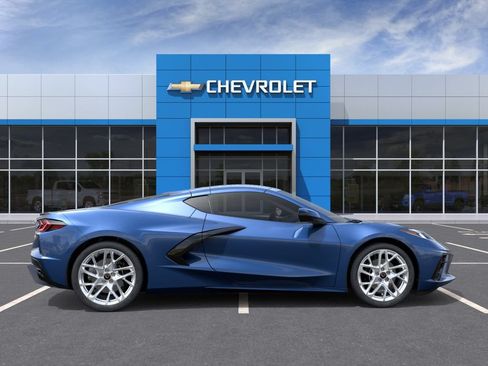 New 2027 Chevrolet Corvette Stingray Coupe RWD image 5