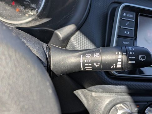 Used 2023 Nissan Kicks S image 28