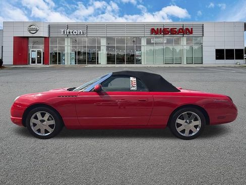 Used 2002 Ford Thunderbird RWD image 4