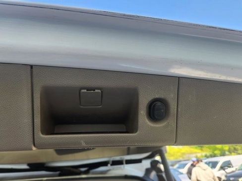 Used 2016 Chevrolet Tahoe LTZ AWD/4WD image 29