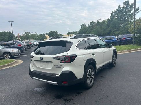 Certified 2025 Subaru Outback Touring AWD/4WD image 4