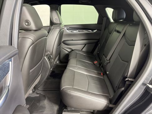 Used 2020 Cadillac XT5 Premium Luxury image 7