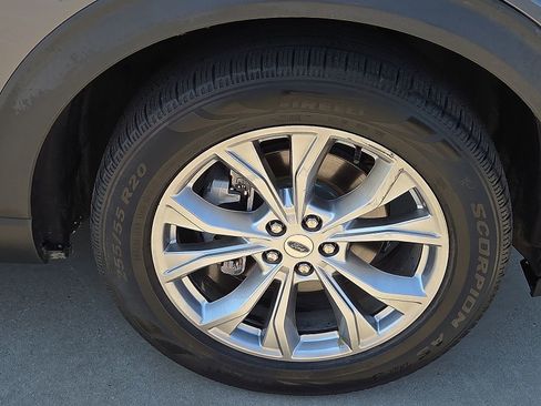 Used 2022 Ford Explorer Limited image 7