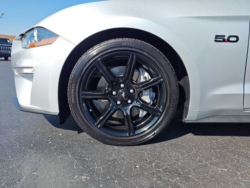 Used 2019 Ford Mustang GT Premium w/ Black Accent Package RWD image 10