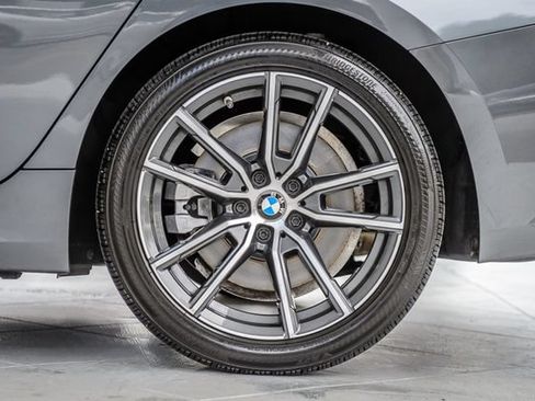 Used 2019 BMW 330i Sedan w/ Premium Package RWD image 13