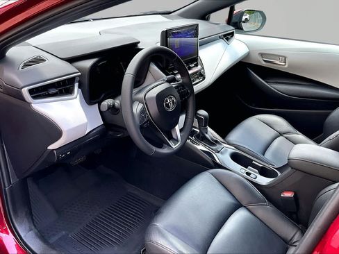 Used 2026 Toyota Corolla SE FWD image 18