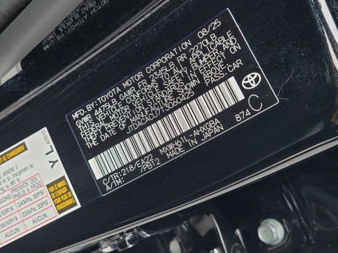 Used 2026 Toyota Prius Plug-In Hybrid image 27