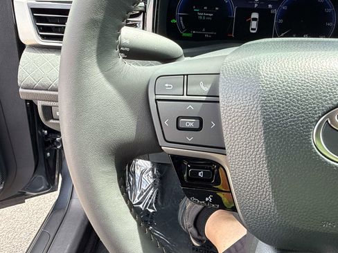 New 2026 Toyota Camry XLE FWD image 21