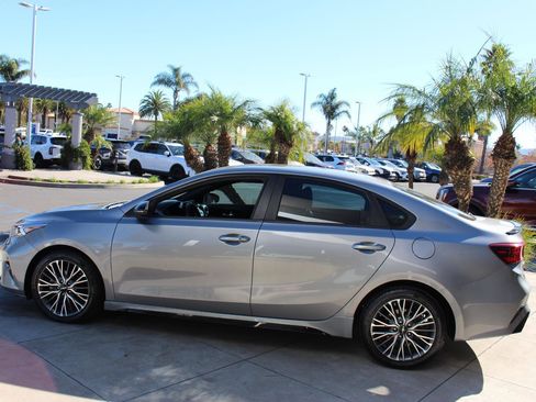 Used 2023 Kia Forte GT-Line w/ GT-Line Premium Package image 6