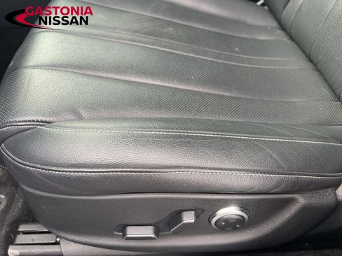 Used 2024 Genesis GV80 2.5T image 17