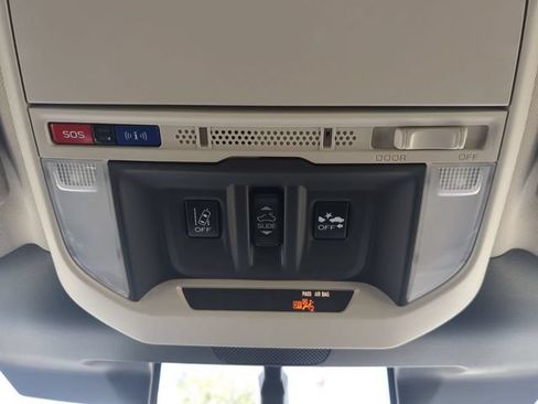 Used 2022 Subaru Forester Touring w/ Popular Package #3 AWD/4WD image 25