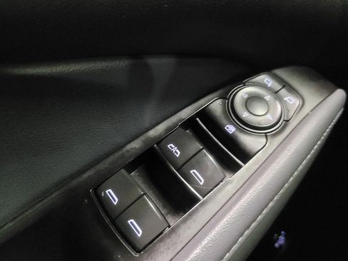 Used 2020 Buick Enclave Essence w/ Sound and Sites Package AWD/4WD image 27