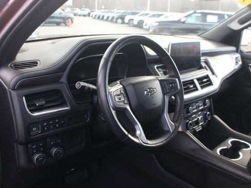 Used 2022 Chevrolet Tahoe Z71 w/ Luxury Package image 16