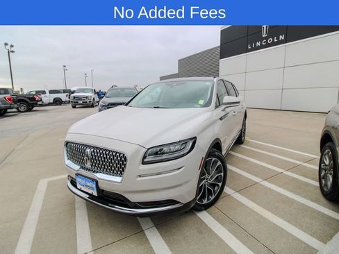 Used 2021 Lincoln Nautilus Reserve w/ Equipment Group 201A image 1