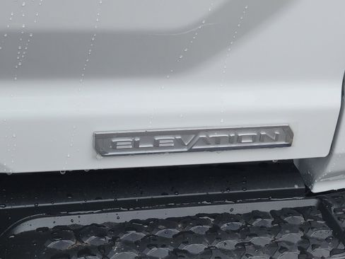 New 2026 GMC Canyon Elevation w/ Technology Package image 12