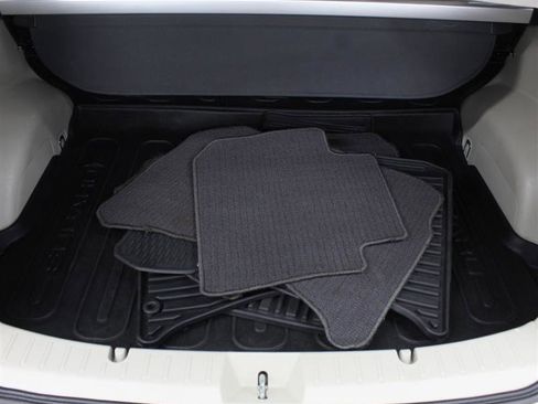 Used 2014 Subaru Crosstrek 2.0i Limited AWD/4WD image 17