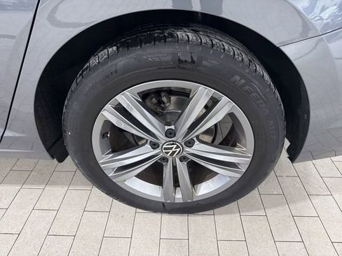 Certified 2022 Volkswagen Jetta SE image 31