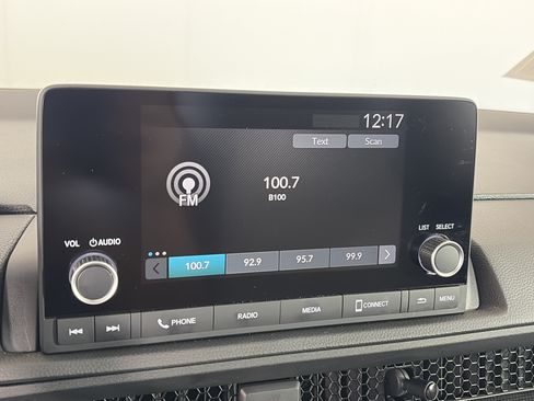 Used 2025 Honda CR-V EX image 17