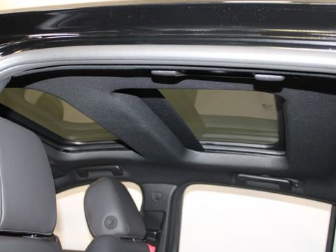 New 2026 Cadillac CT5 V image 9