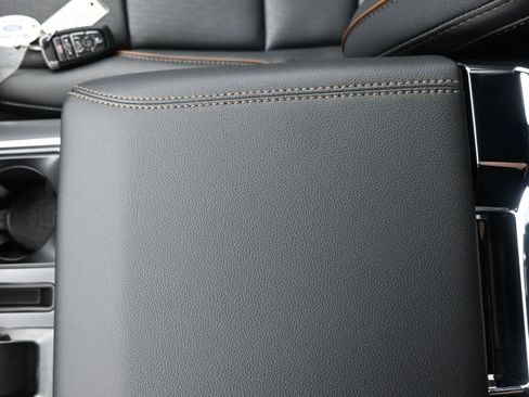 New 2025 Ford F150 Lariat w/ Equipment Group 502A High image 45