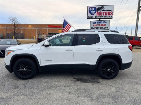 Used 2019 GMC Acadia SLT image 2