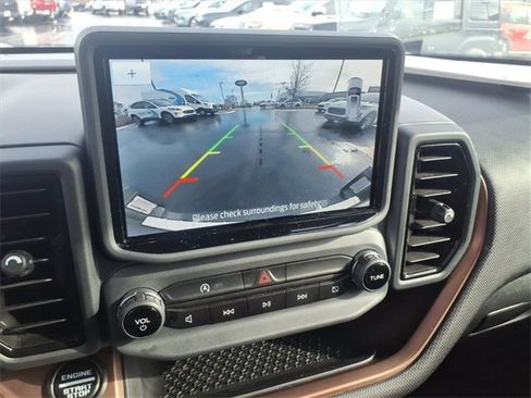 Certified 2023 Ford Bronco Sport Outer Banks w/ Tech Package image 17