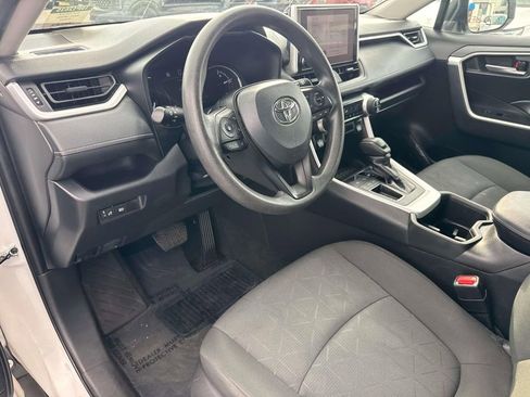 Used 2024 Toyota RAV4 XLE FWD image 25