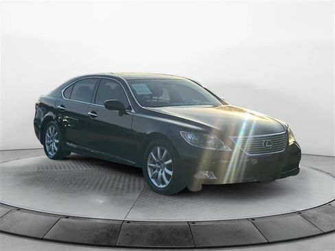 Used 2008 Lexus LS 460 image 7