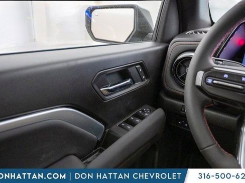 New 2026 Chevrolet Colorado Z71 image 17