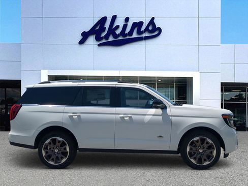 New 2026 Ford Expedition King Ranch AWD/4WD image 1